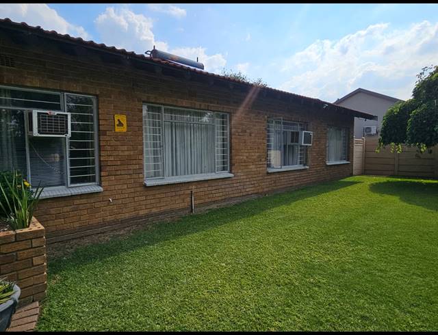 4 BEDROOM HOUSE TO LET IN VAALPARK
